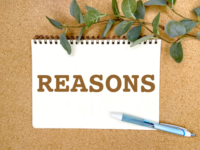 REASONSと書かれたノート